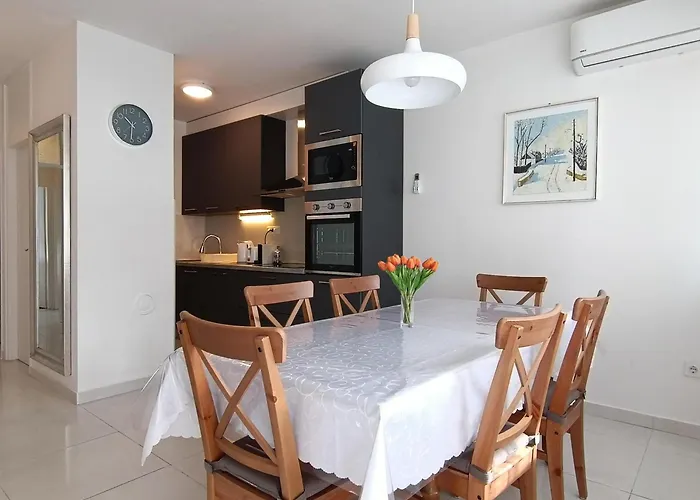 Daret 3 Bdr Apartment *